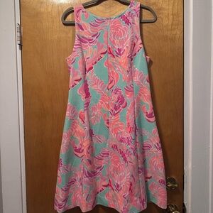 LILLY PULITZER Sleeveless Dress with Pink and Aqua Floral Pattern